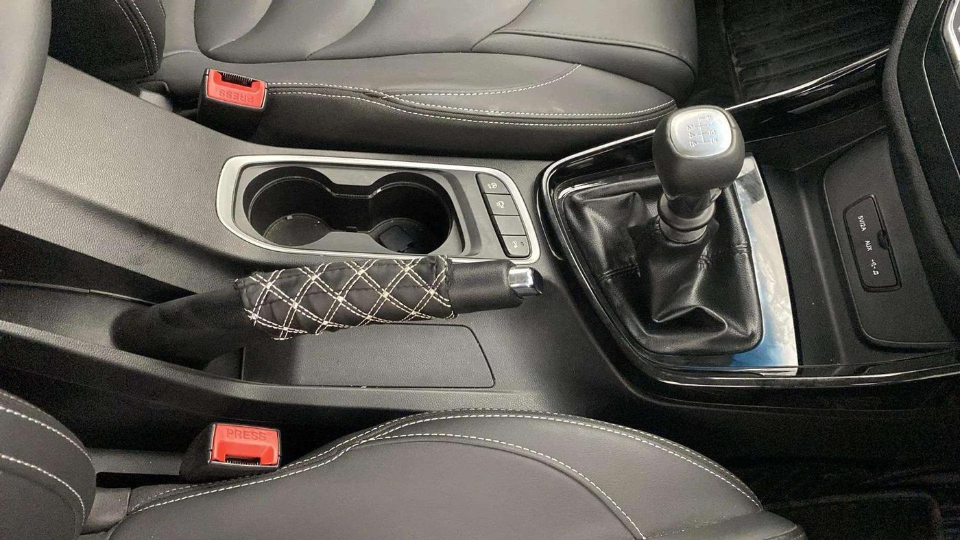 2019 MG HECTOR SHARP HYBRID 1.5 PETROL, Petrol, Manual, 11,744 km, Gear Lever