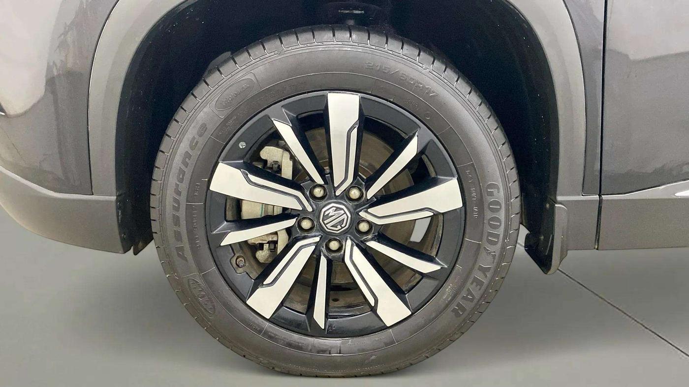 2019 MG HECTOR SHARP HYBRID 1.5 PETROL, Petrol, Manual, 11,744 km, Left Front Wheel