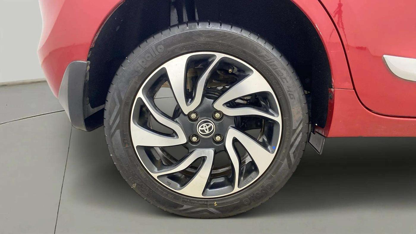 2019 Toyota Glanza V CVT, Petrol, Automatic, 37,994 km, Right Rear Wheel