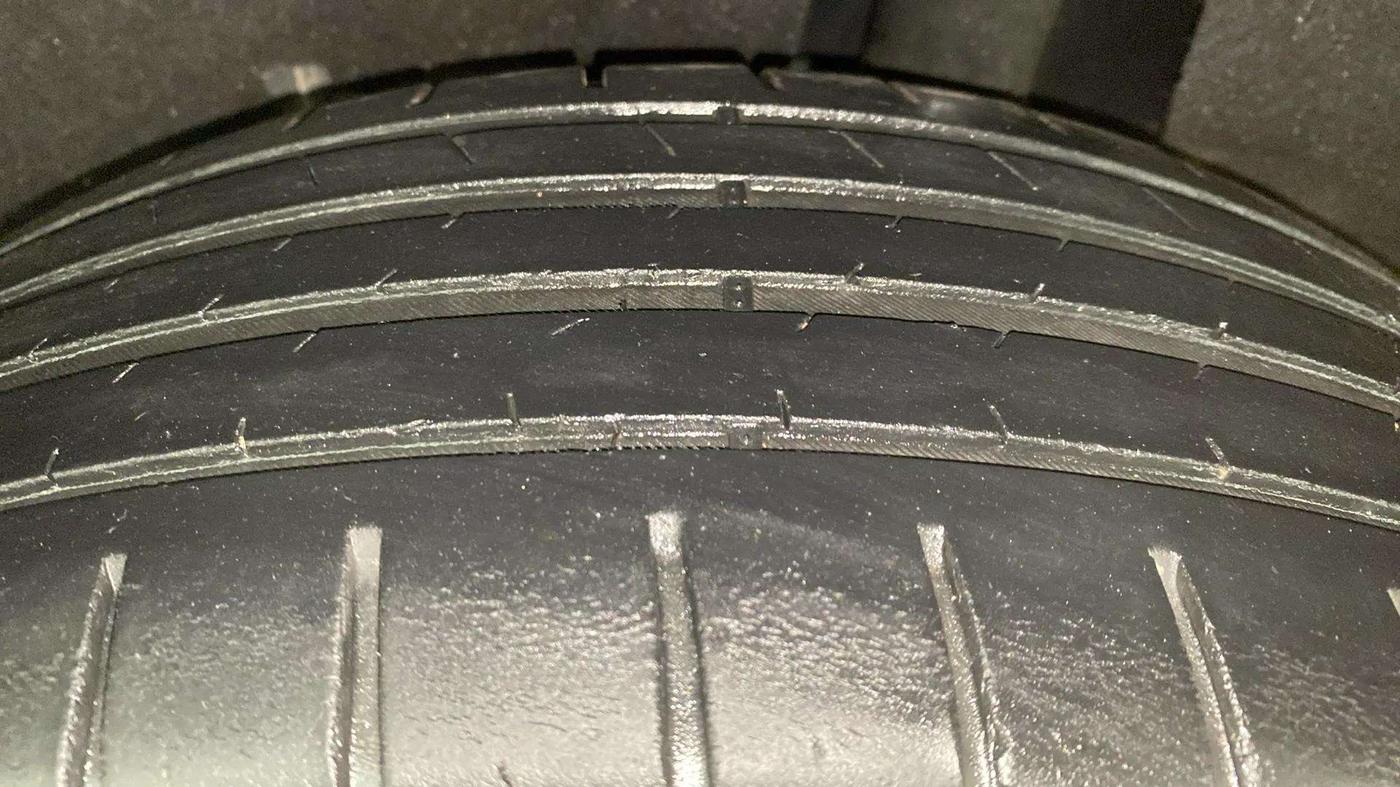 2019 Toyota Glanza V CVT, Petrol, Automatic, 37,994 km, Left Rear Tyre Tread