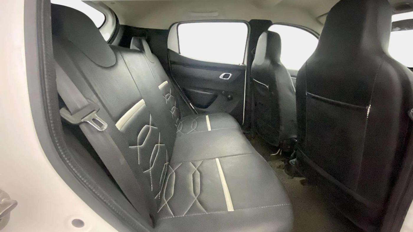 2019 Renault Kwid RXT 1.0, Petrol, Manual, 51,582 km, Right Side Rear Door Cabin