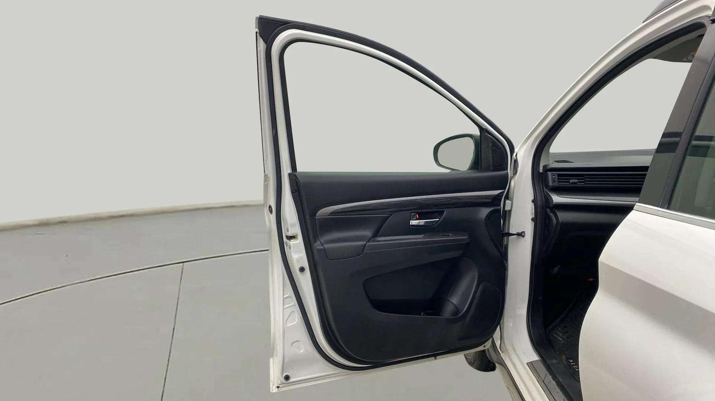 2022 Maruti XL6 ALPHA PLUS MT, Petrol, Manual, 39,953 km, LHS Front Door