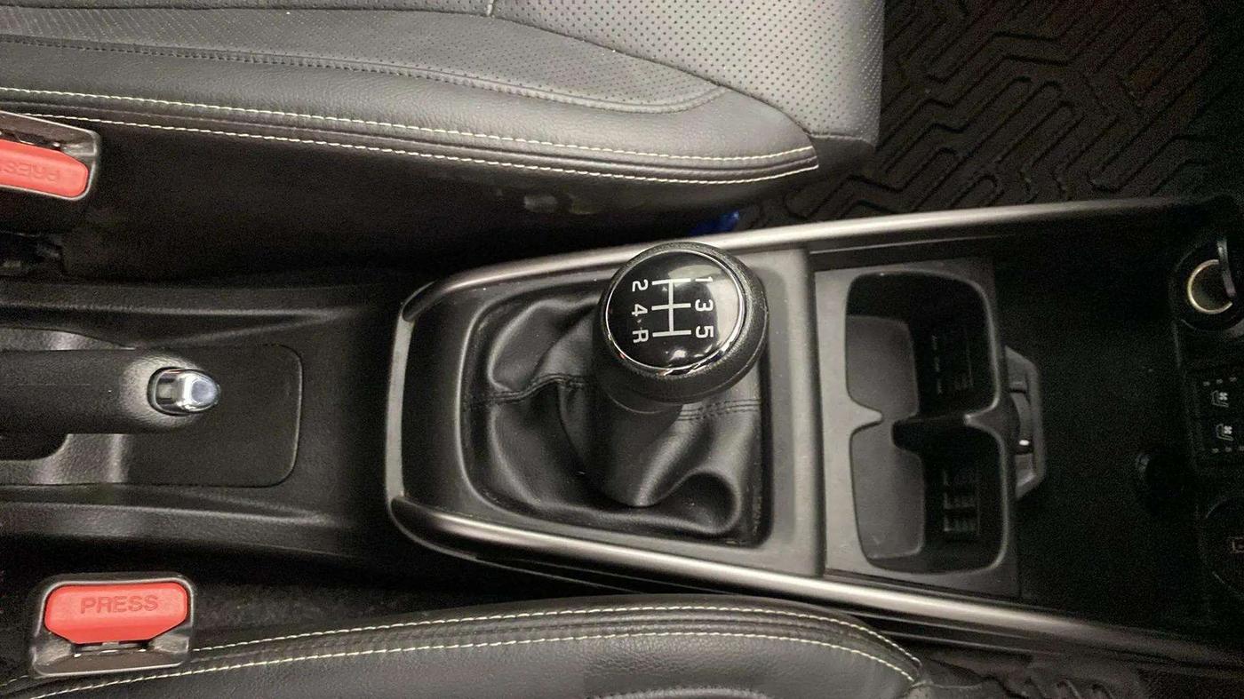 2022 Maruti XL6 ALPHA PLUS MT, Petrol, Manual, 39,953 km, Gear Lever