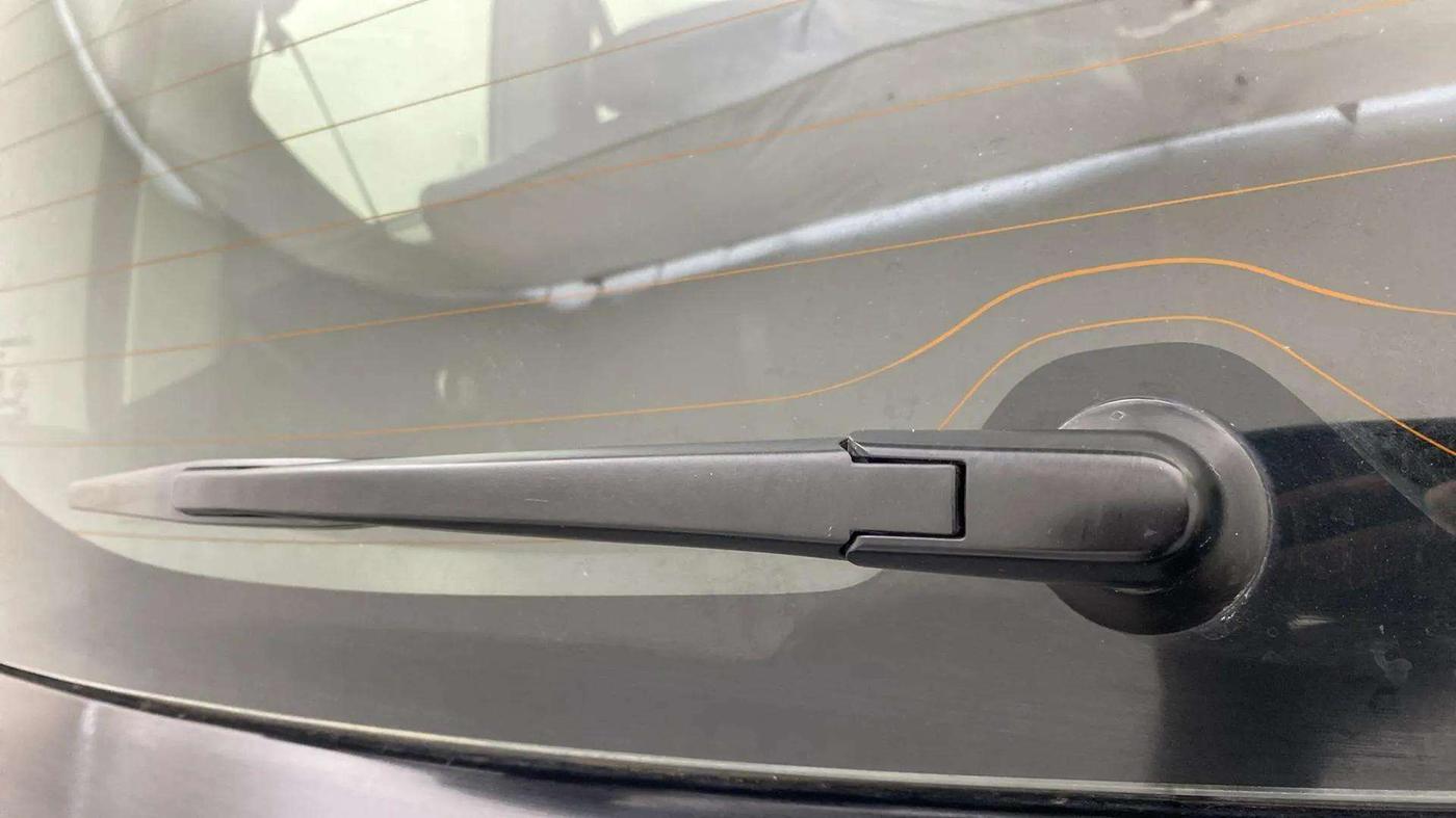 2022 Maruti XL6 ALPHA PLUS MT, Petrol, Manual, 39,953 km, Rear Wiper