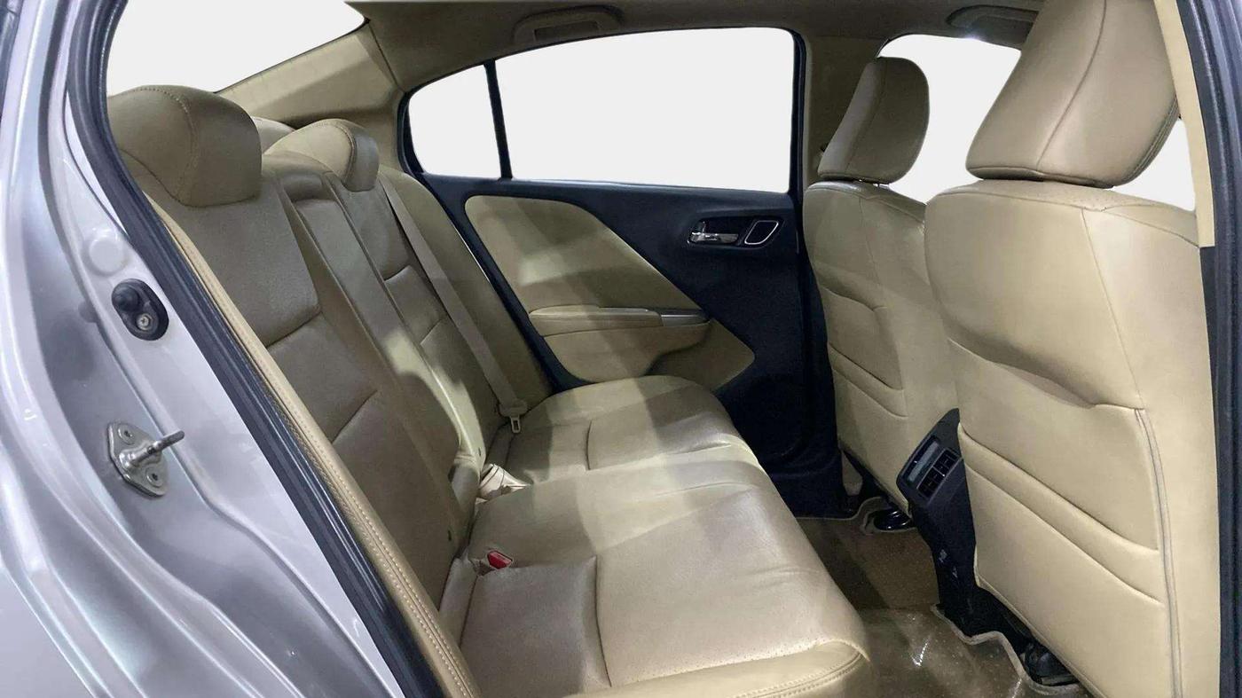 2017 Honda City 1.5L I-VTEC VX CVT, Petrol, Automatic, 51,533 km, Right Side Rear Door Cabin