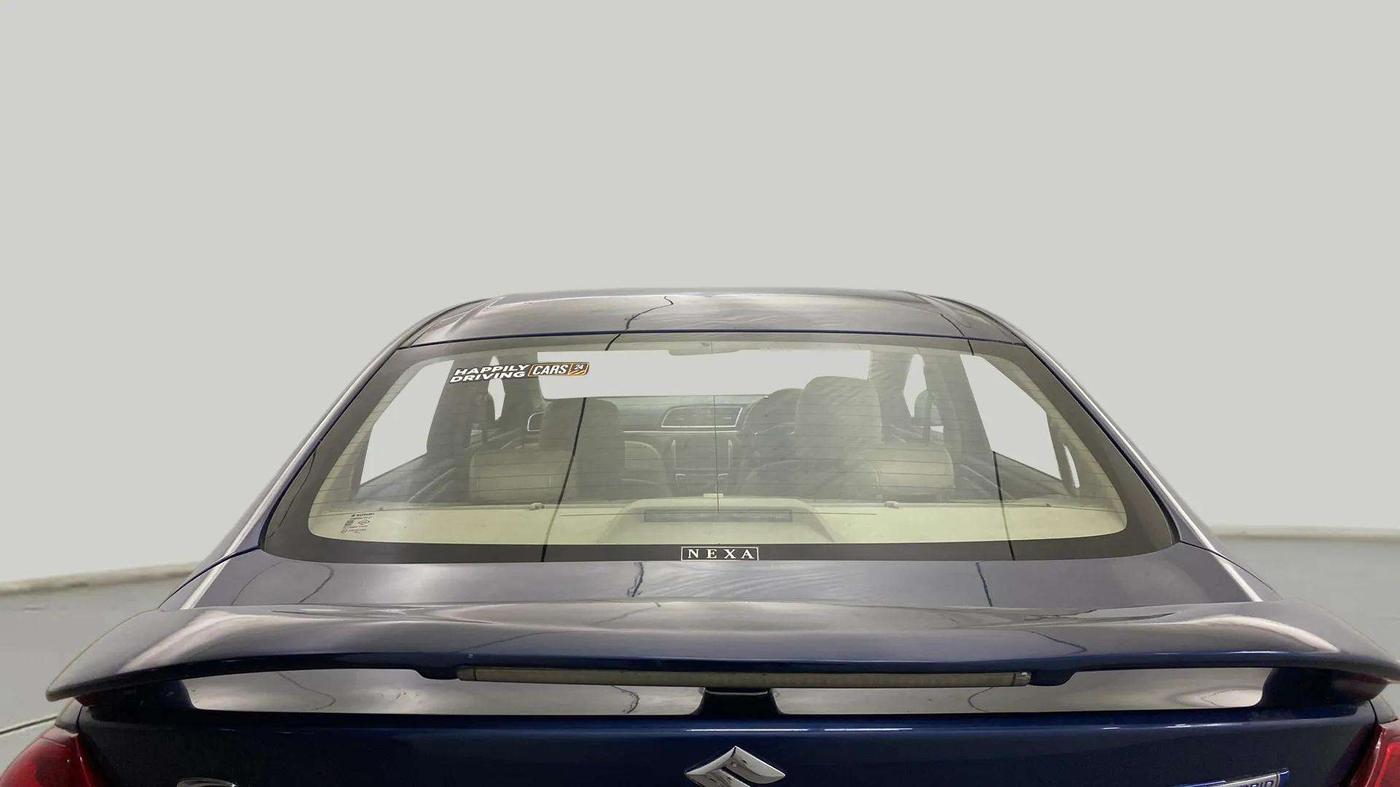2018 Maruti Ciaz ALPHA 1.5 SHVS PETROL, Petrol, Manual, 64,988 km, Rear Windshield