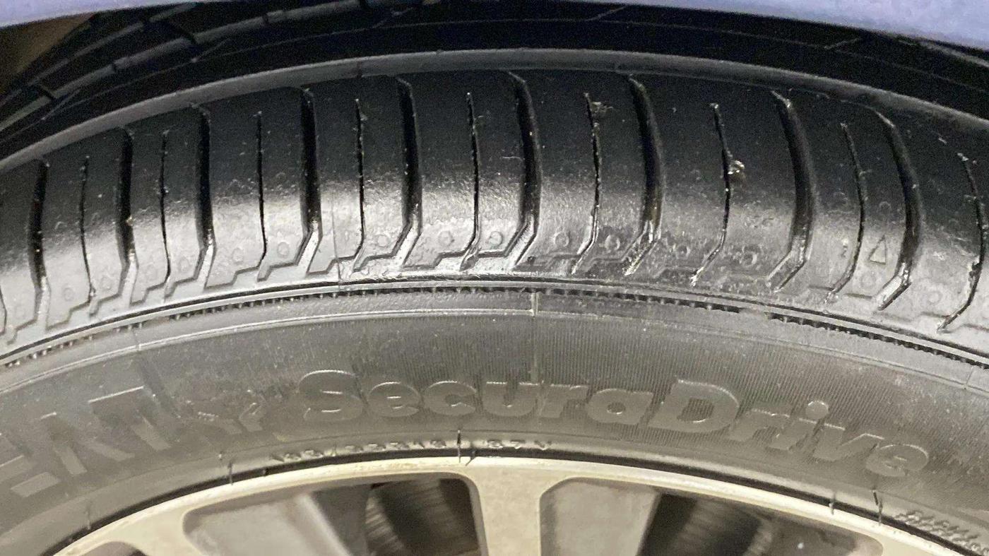 2018 Maruti Ciaz ALPHA 1.5 SHVS PETROL, Petrol, Manual, 64,988 km, Right Front Tyre Tread