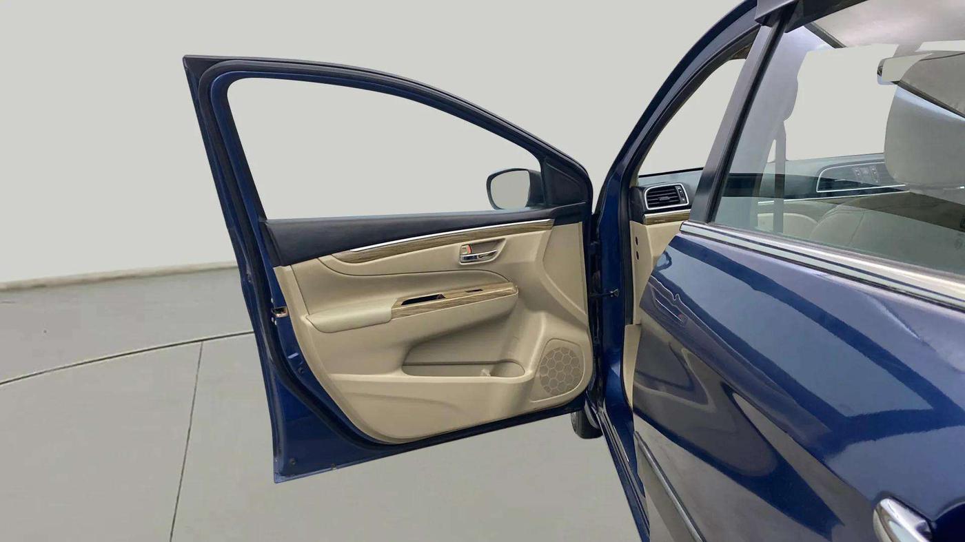 2018 Maruti Ciaz ALPHA 1.5 SHVS PETROL, Petrol, Manual, 64,988 km, LHS Front Door