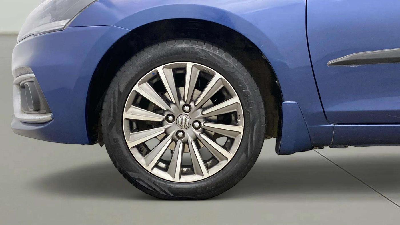 2018 Maruti Ciaz ALPHA 1.5 SHVS PETROL, Petrol, Manual, 64,988 km, Left Front Wheel