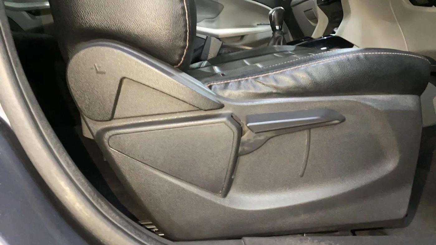 2015 Ford Ecosport TITANIUM 1.5L PETROL, Petrol, Manual, 44,754 km, Driver Side Adjustment Panel