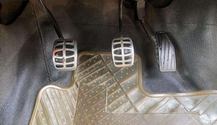 2019 Maruti Baleno ZETA PETROL 1.2, Petrol, Manual, 66,604 km, Pedals