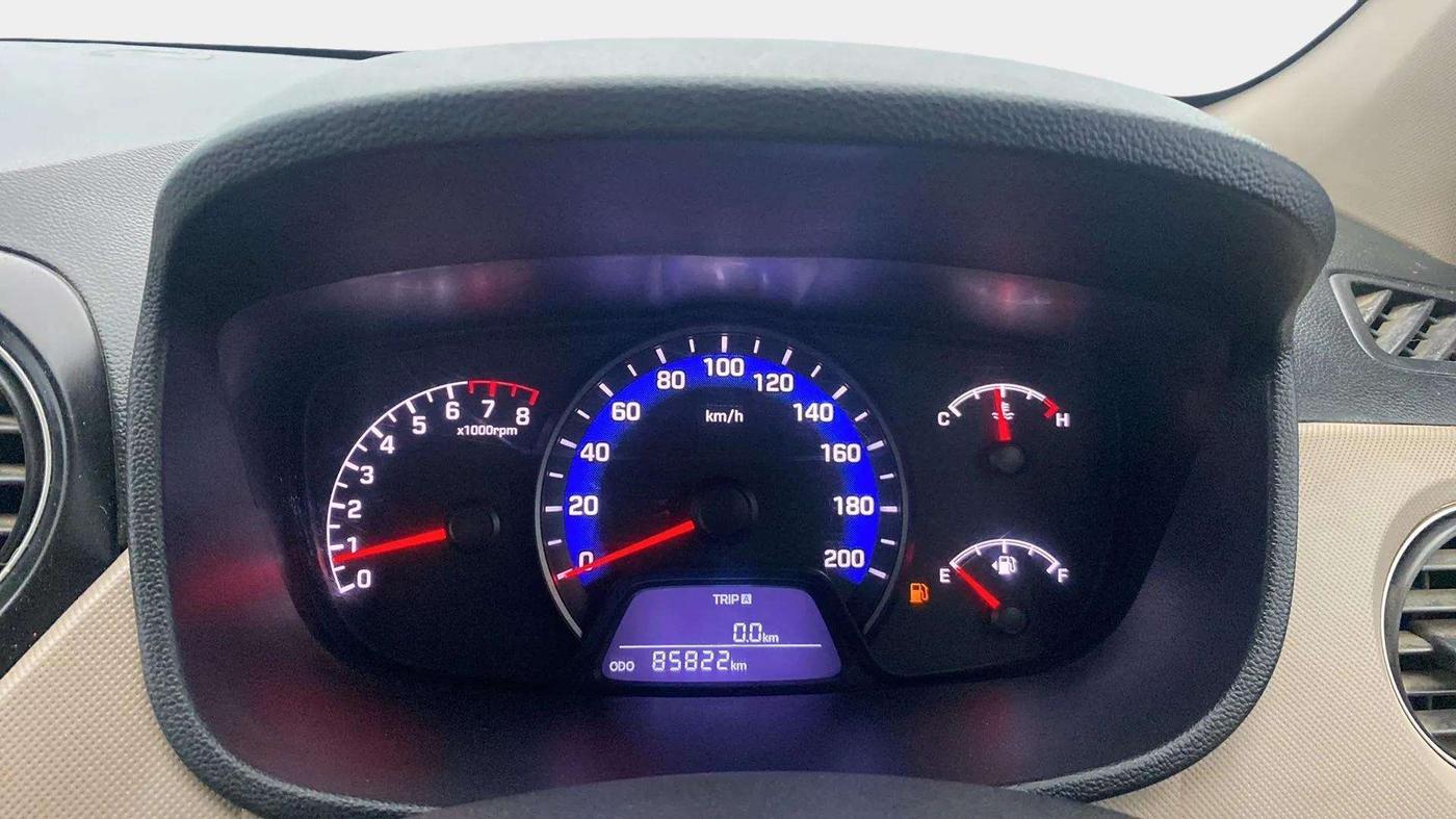 2017 Hyundai Xcent SX 1.2, Petrol, Manual, 85,806 km, Odometer Image