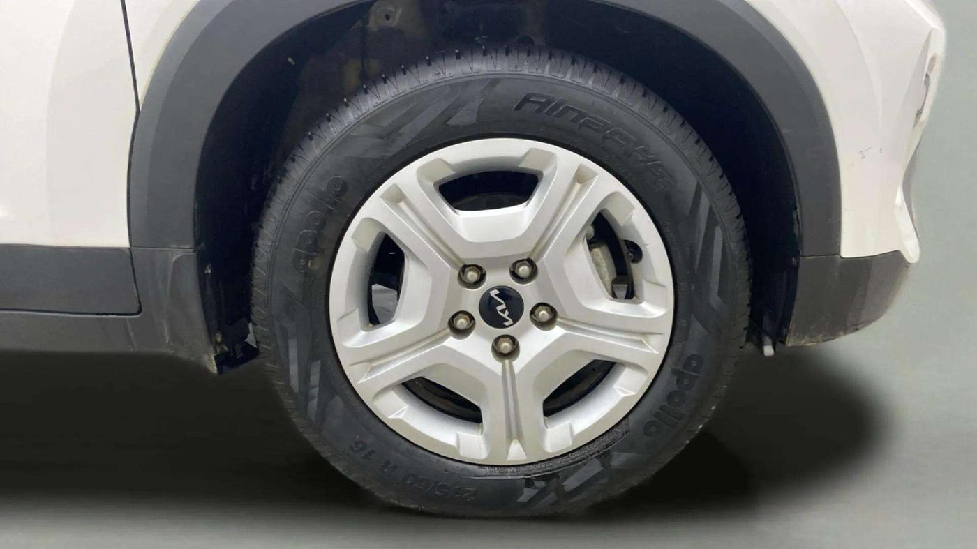 2022 KIA SONET HTK PLUS 1.2, Petrol, Manual, 22,071 km, Right Front Wheel