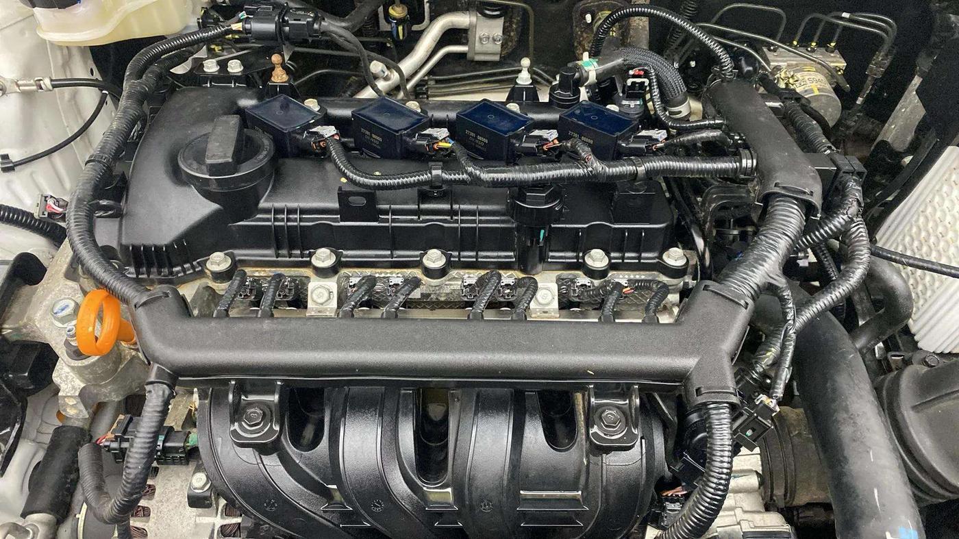 2022 KIA SONET HTK PLUS 1.2, Petrol, Manual, 22,071 km, Engine View
