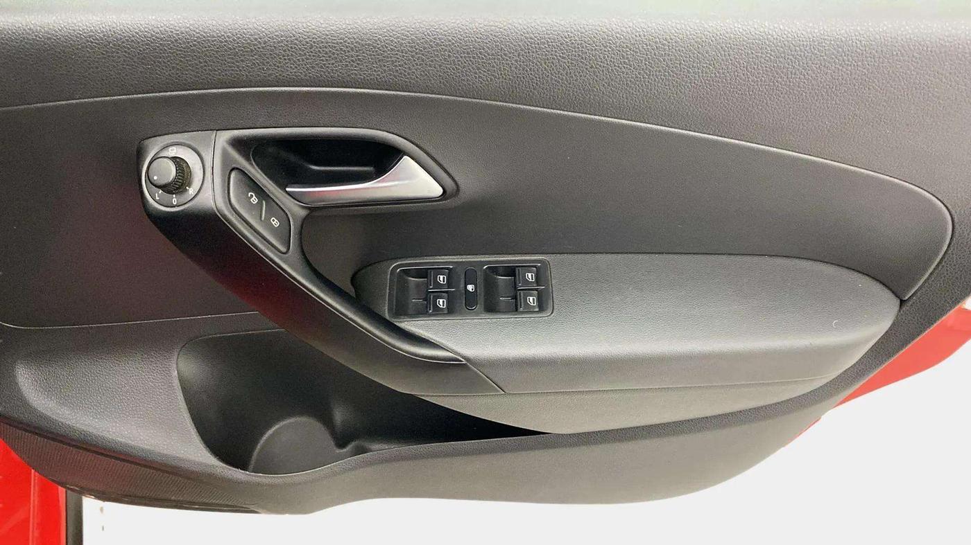 2020 Volkswagen Polo 1.0 GT TSI AT, Petrol, Automatic, 77,541 km, Driver Side Door Panels Control