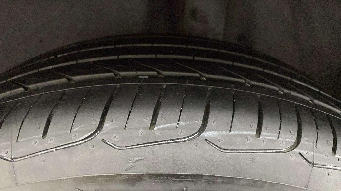 2020 Volkswagen Polo 1.0 GT TSI AT, Petrol, Automatic, 77,541 km, Left Rear Tyre Tread