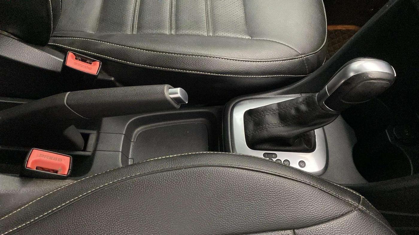 2020 Volkswagen Polo 1.0 GT TSI AT, Petrol, Automatic, 77,541 km, Gear Lever