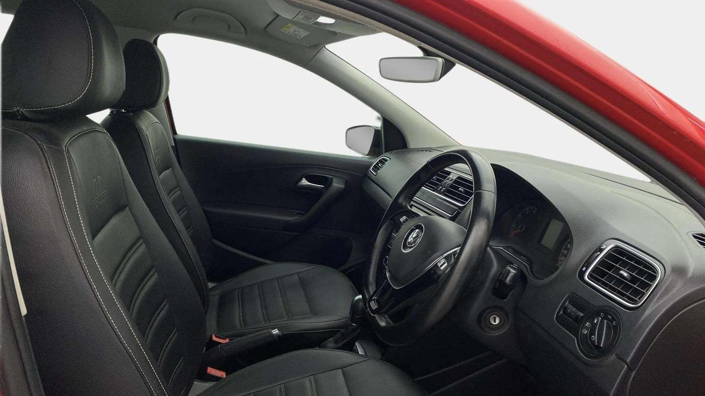 2020 Volkswagen Polo 1.0 GT TSI AT, Petrol, Automatic, 77,541 km, Right Side Front Door Cabin