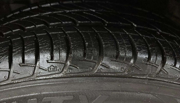 2020 Maruti New Wagon-R ZXI 1.2, Petrol, Manual, 5,105 km, Left Front Tyre Tread