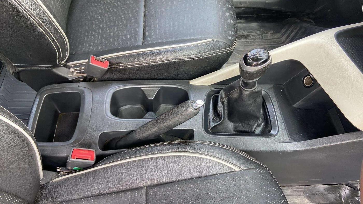 2021 Nissan MAGNITE XE, Petrol, Manual, 62,551 km, Gear Lever