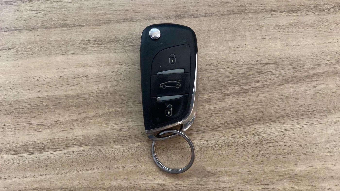 2021 Nissan MAGNITE XE, Petrol, Manual, 62,551 km, Key Close Up