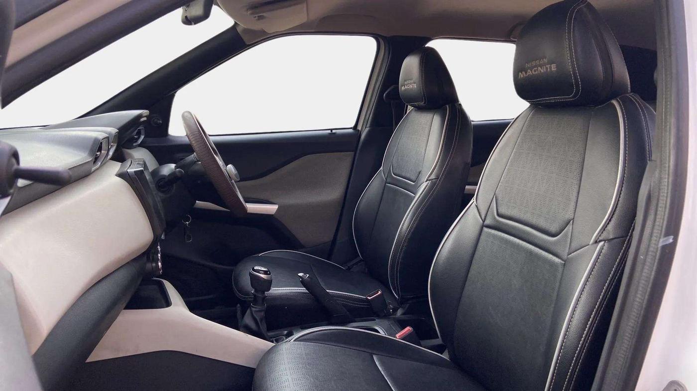 2021 Nissan MAGNITE XE, Petrol, Manual, 62,551 km, Right Side Front Door Cabin