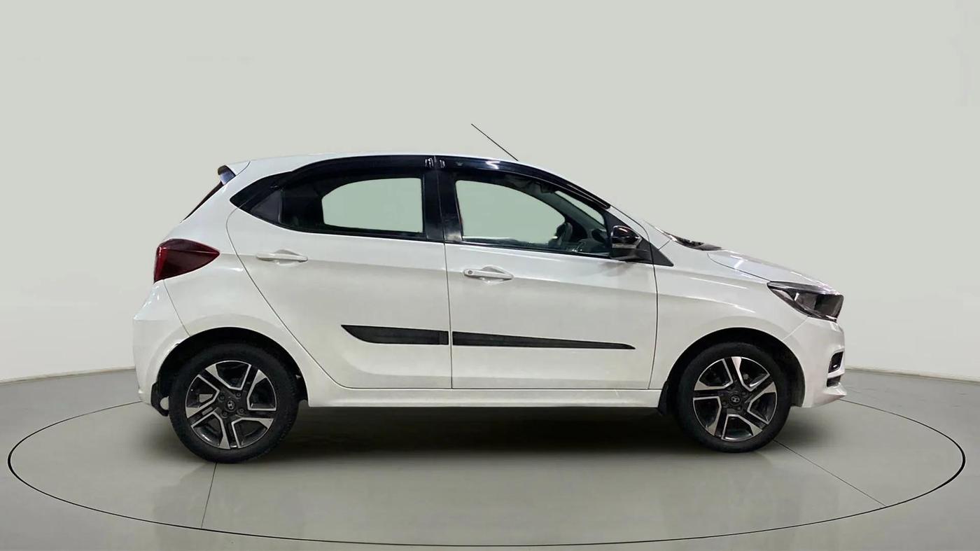 2020 Tata Tiago XZ PLUS PETROL, Petrol, Manual, 43,304 km, Right Side View