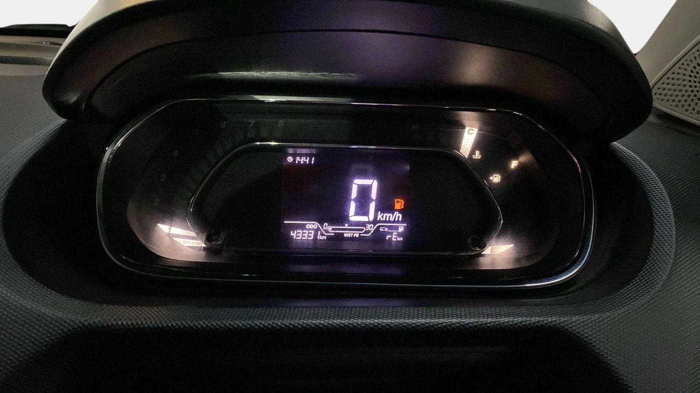 2020 Tata Tiago XZ PLUS PETROL, Petrol, Manual, 43,304 km, Odometer Image