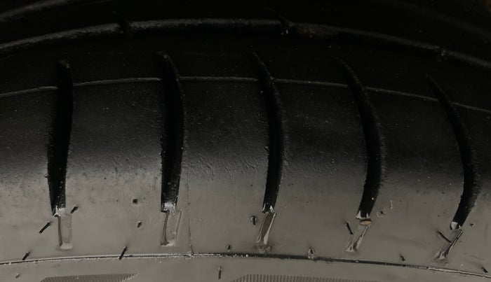 2024 Mahindra XUV 3XO MX3 Pro 1.5 Turbo Diesel, Diesel, Manual, 83,027 km, Right Front Tyre Tread