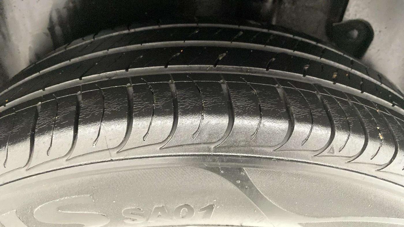 2021 KIA SELTOS HTK PLUS 1.5, Petrol, Manual, 28,505 km, Left Rear Tyre Tread