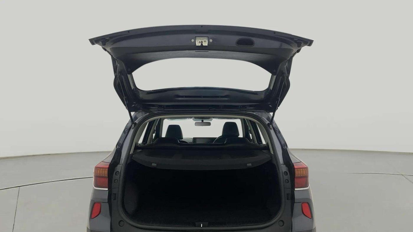 2021 KIA SELTOS HTK PLUS 1.5, Petrol, Manual, 28,505 km, Boot Door Open