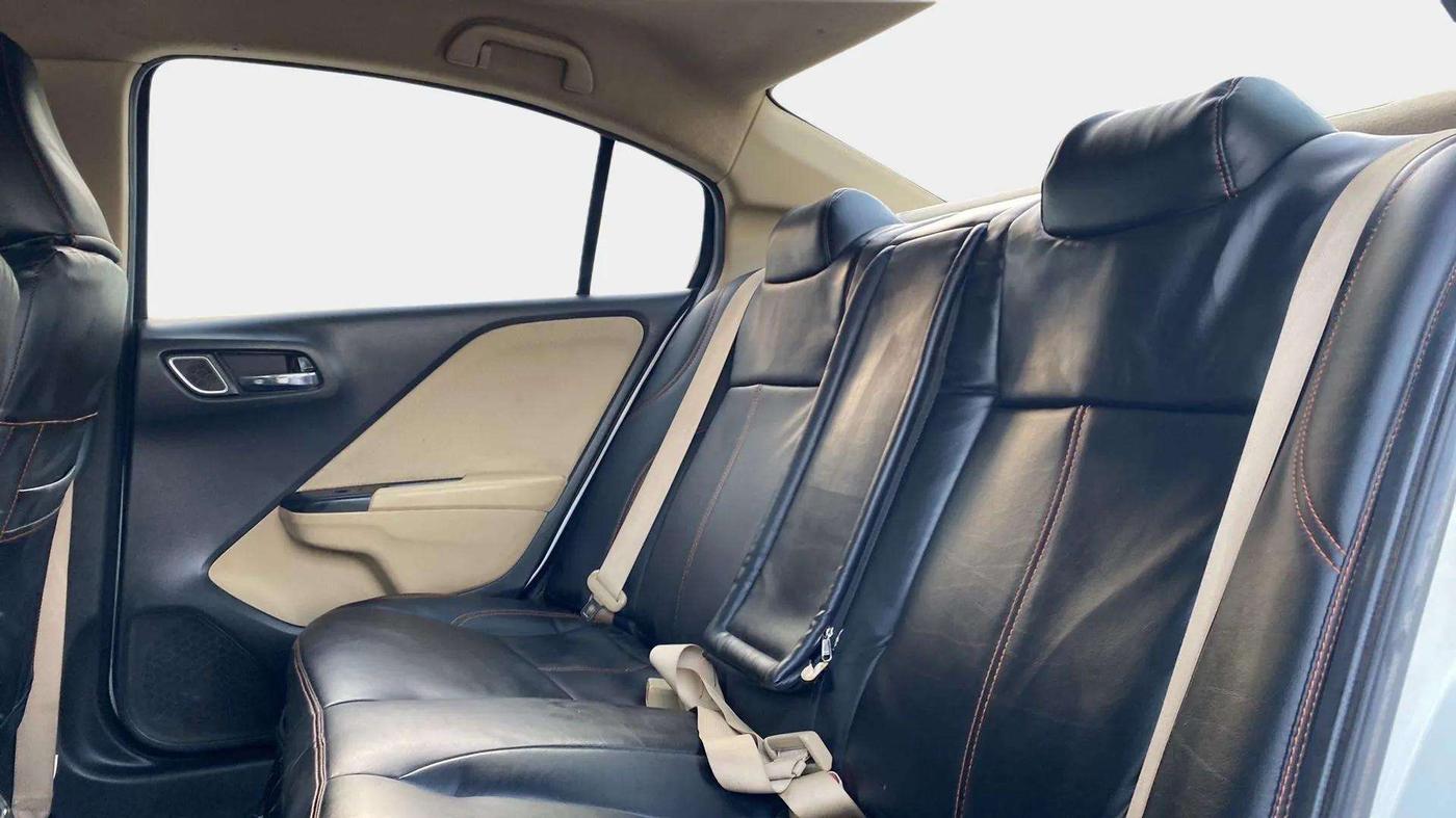 2021 Honda City 1.5L I-VTEC V MT 4TH GEN, Petrol, Manual, 44,953 km, Right Side Rear Door Cabin