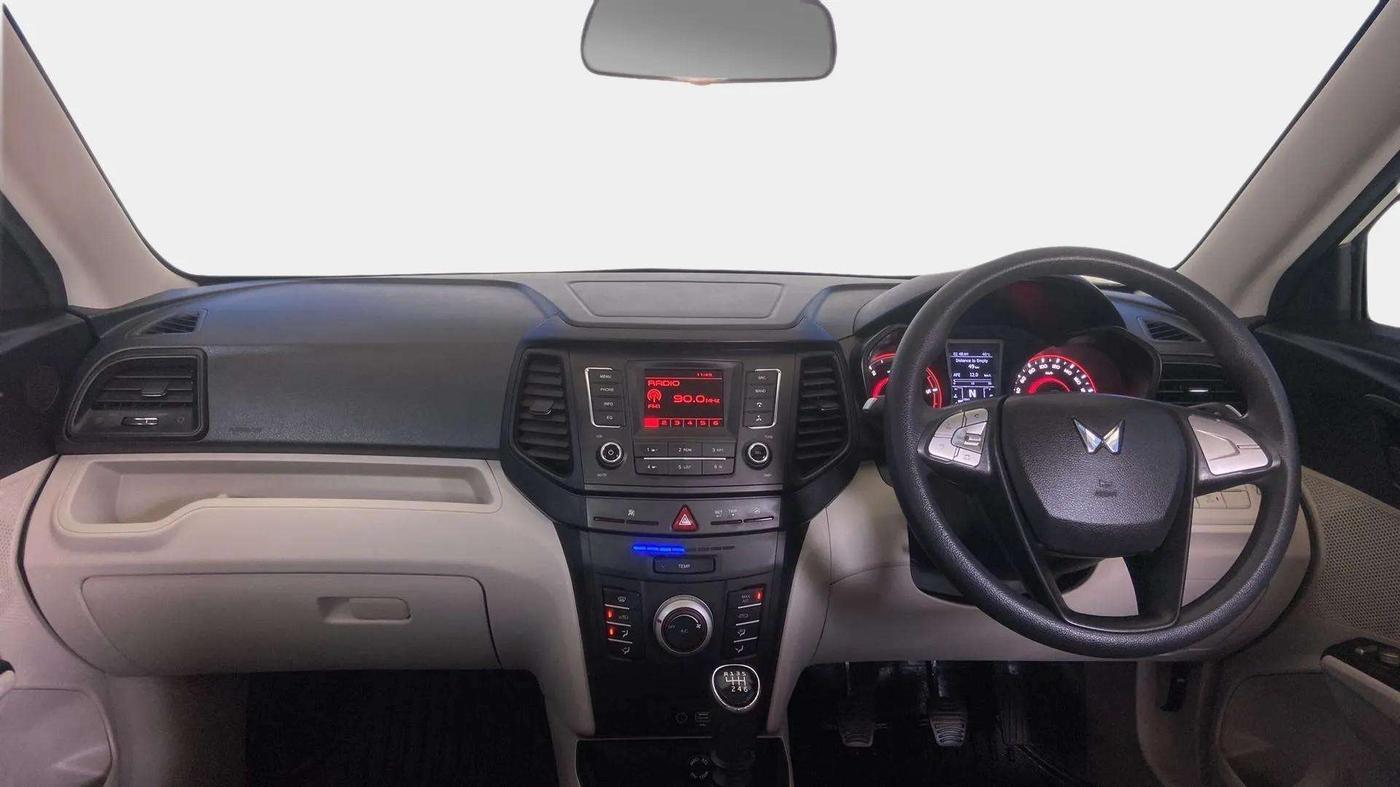 2023 Mahindra XUV300 W6 1.5 Diesel, Diesel, Manual, 20,753 km, Dashboard