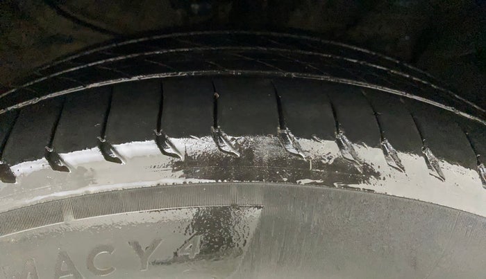 2018 Hyundai Creta SX (O) 1.6 PETROL, Petrol, Manual, 80,751 km, Right Front Tyre Tread