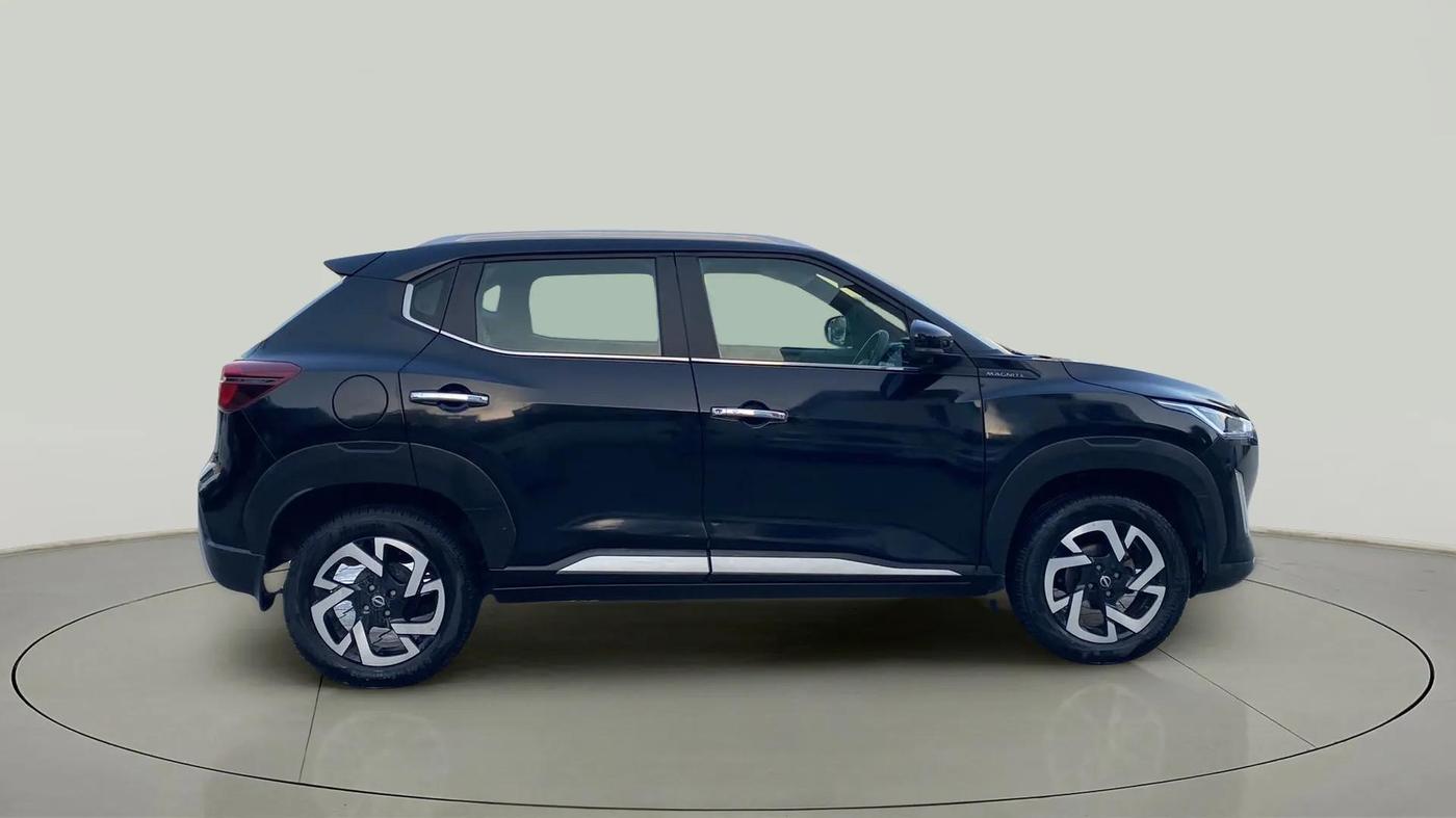 2022 Nissan MAGNITE XV PREMIUM, Petrol, Manual, 32,488 km, Right Side View