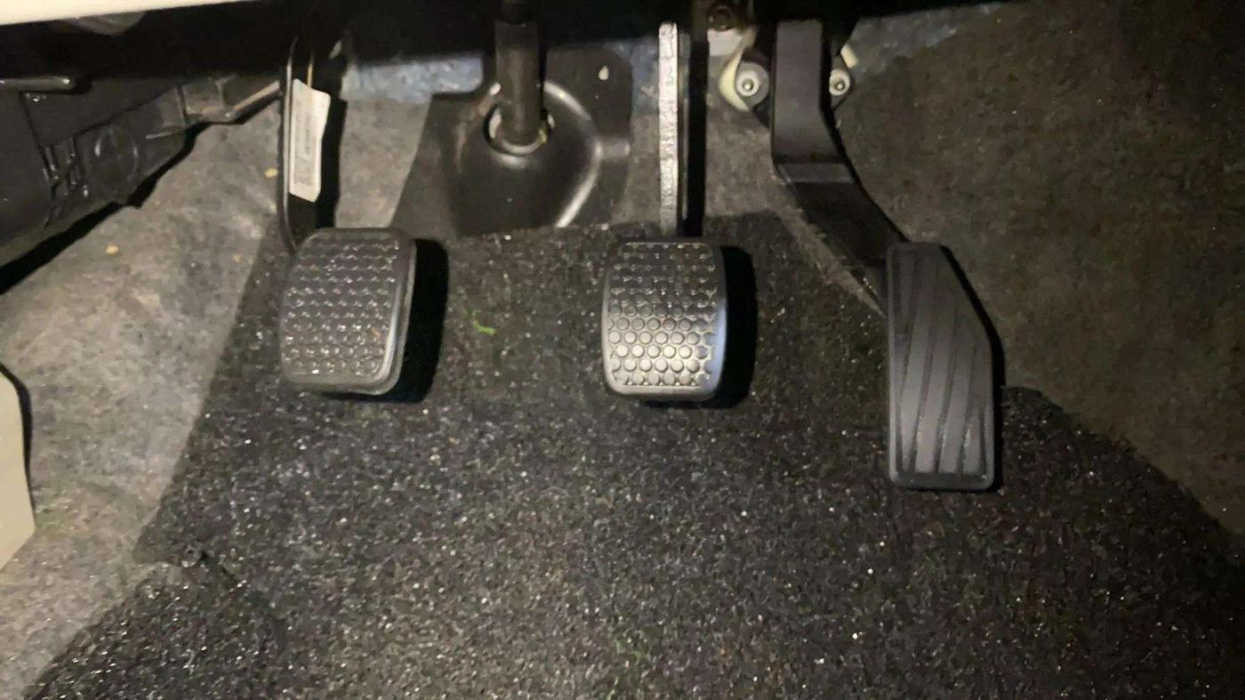 2022 Maruti Alto LXI O, Petrol, Manual, 26,185 km, Pedals