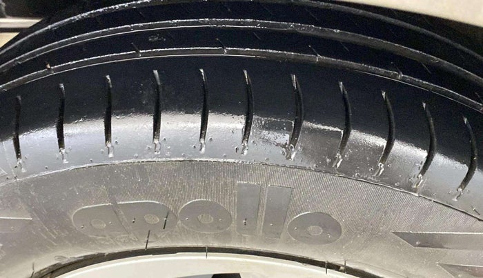 2018 Maruti Swift VXI, Petrol, Manual, 81,508 km, Left Front Tyre Tread
