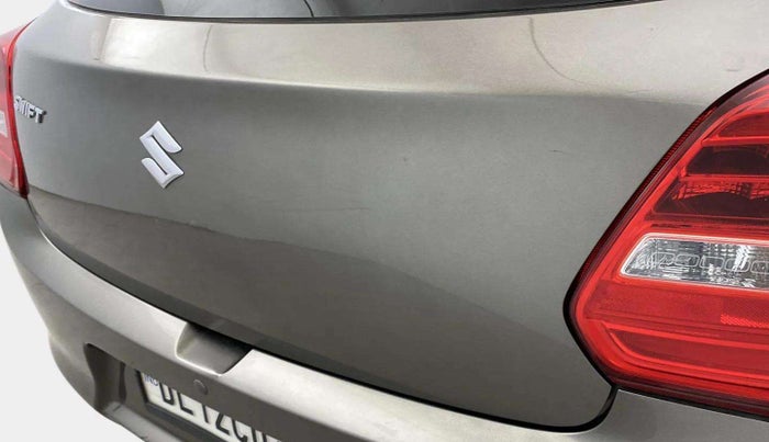 2018 Maruti Swift VXI, Petrol, Manual, 81,508 km, Dicky (Boot door) - Minor scratches