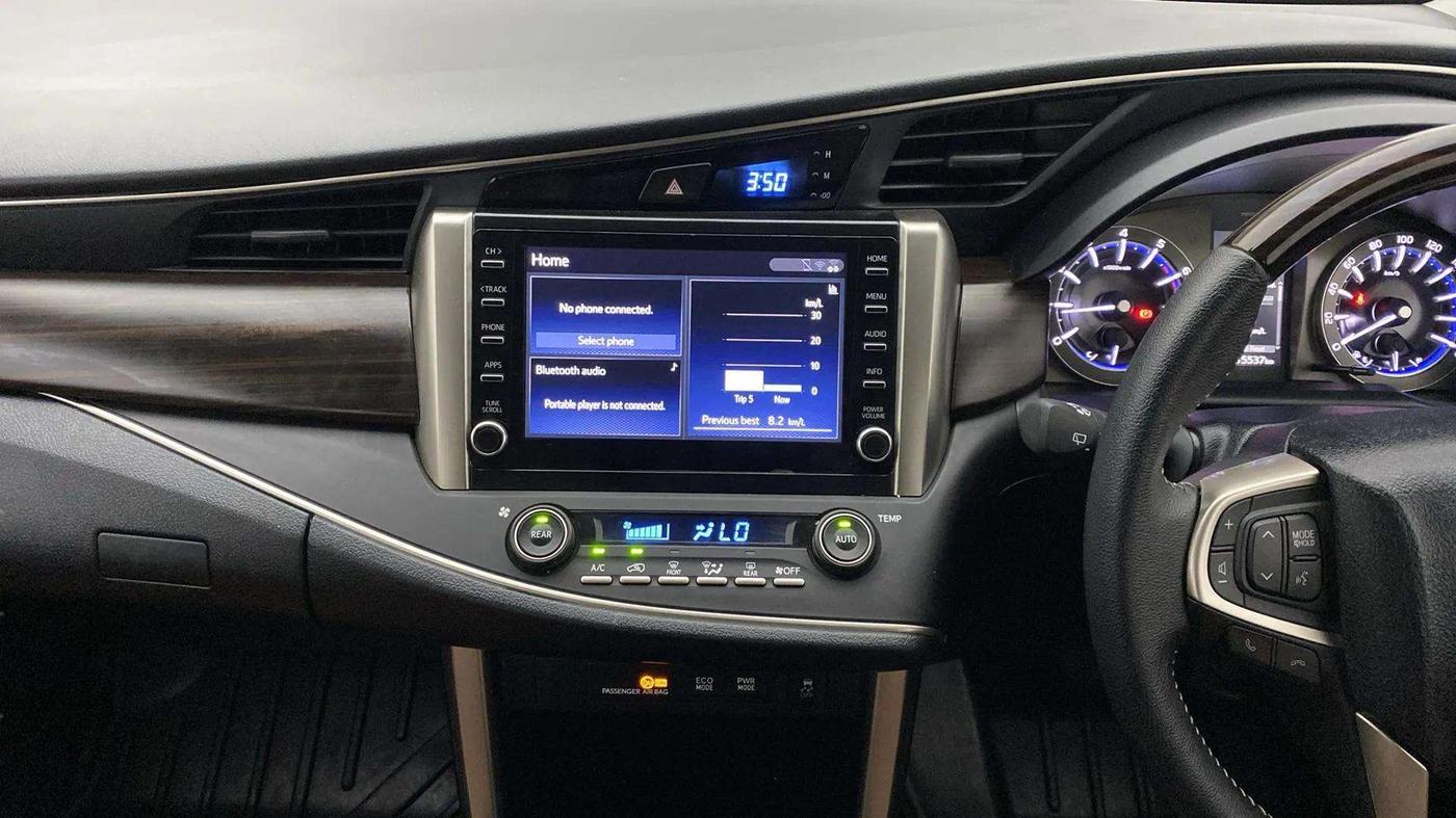 2022 Toyota Innova Crysta 2.7 ZX AT 7 STR, Petrol, Automatic, 16,009 km, Air Conditioner