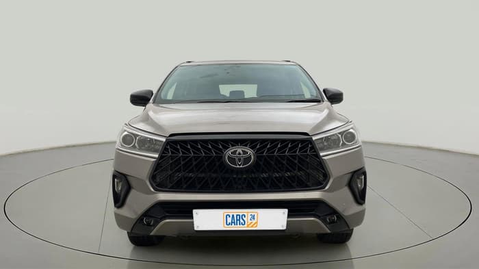 2022 Toyota Innova Crysta 2.7 ZX AT 7 STR, Petrol, Automatic, 16,009 km, Front
