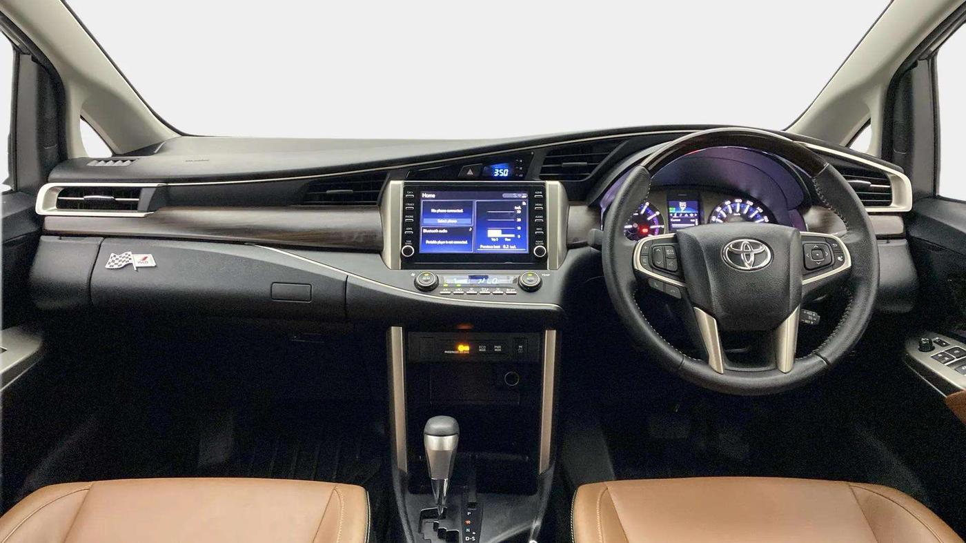 2022 Toyota Innova Crysta 2.7 ZX AT 7 STR, Petrol, Automatic, 16,009 km, Dashboard