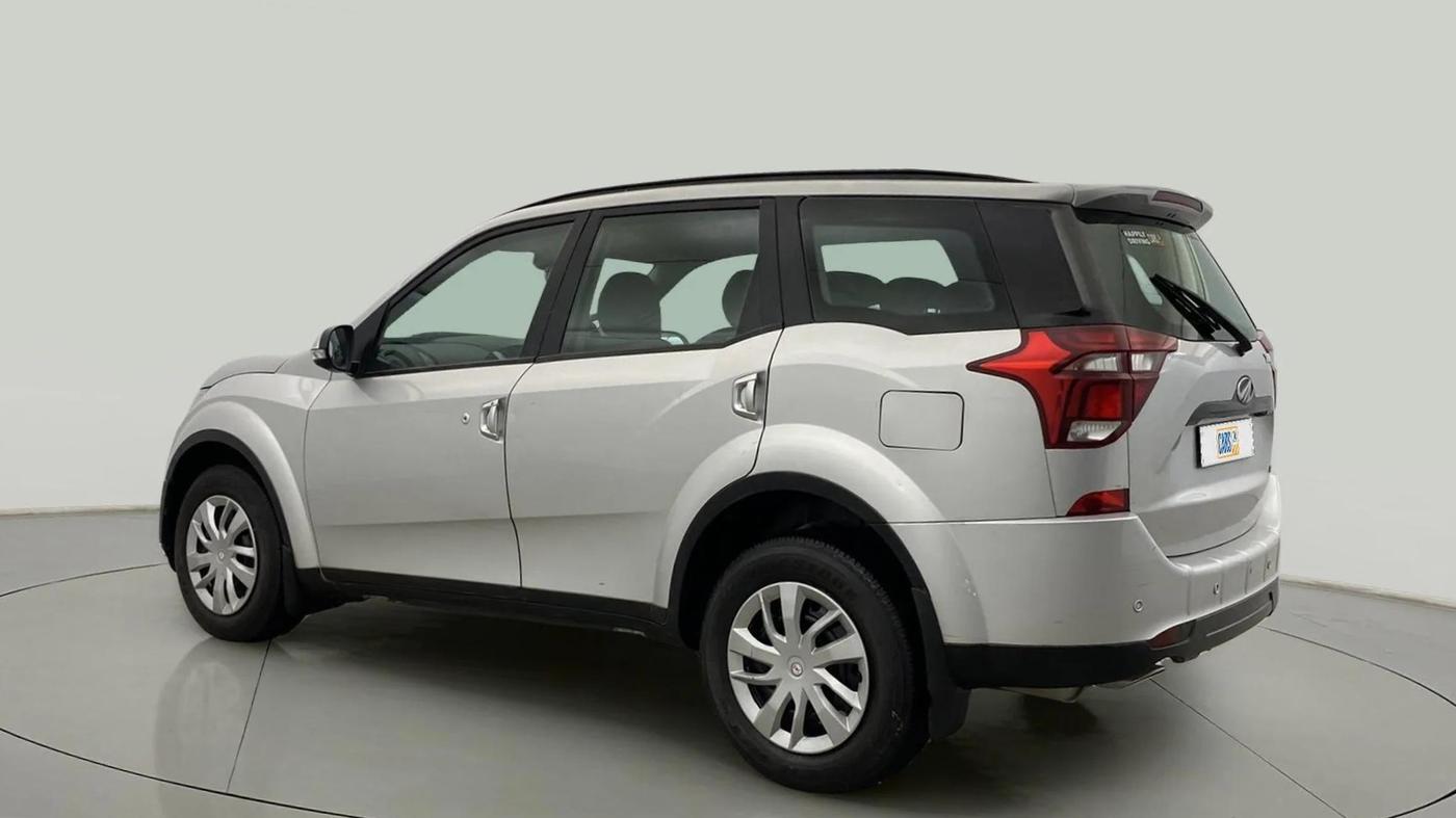 2020 Mahindra XUV500 W7, Diesel, Manual, 57,903 km, Left Back Diagonal