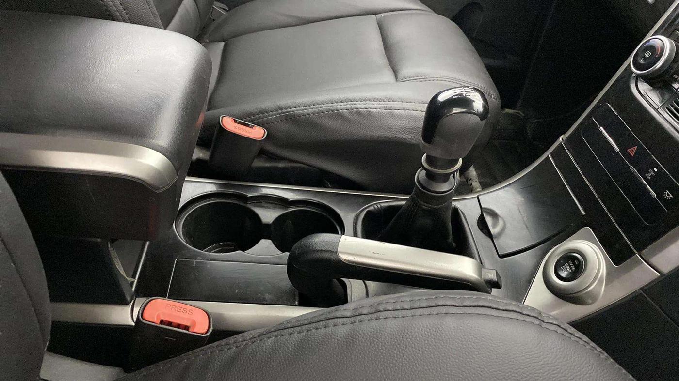 2020 Mahindra XUV500 W7, Diesel, Manual, 57,903 km, Gear Lever