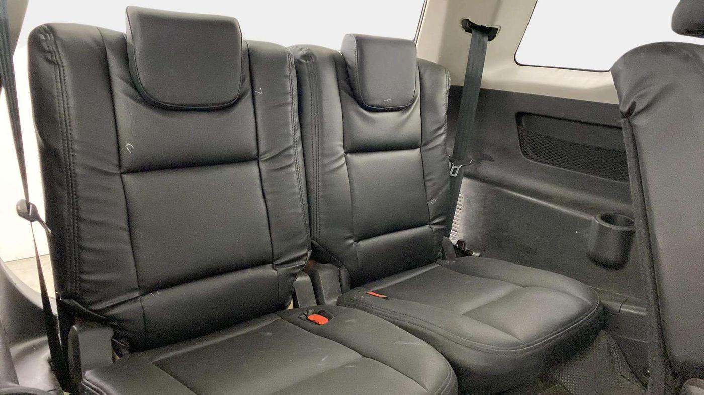 2020 Mahindra XUV500 W7, Diesel, Manual, 57,903 km, Third Seat Row ( optional )