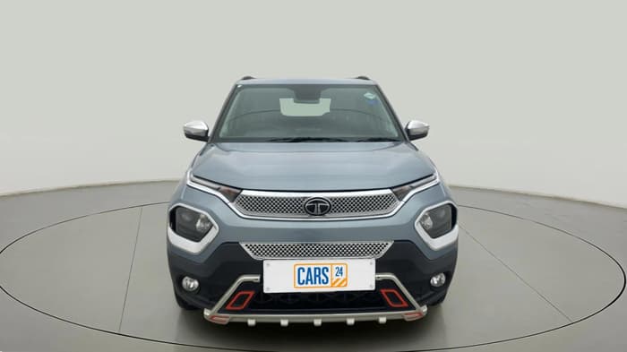 2024 Tata PUNCH ACCOMPLISHED DAZZLE SUNROOF CNG MT, CNG, Manual, 8,685 km, Front