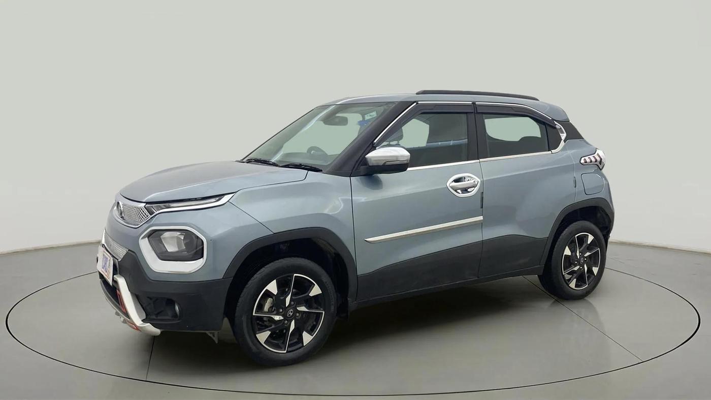 2024 Tata PUNCH ACCOMPLISHED DAZZLE SUNROOF CNG MT, CNG, Manual, 8,685 km, Left Front Diagonal