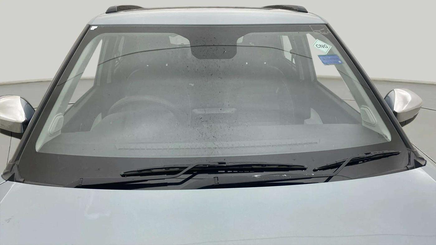 2024 Tata PUNCH ACCOMPLISHED DAZZLE SUNROOF CNG MT, CNG, Manual, 8,685 km, Front Windshield