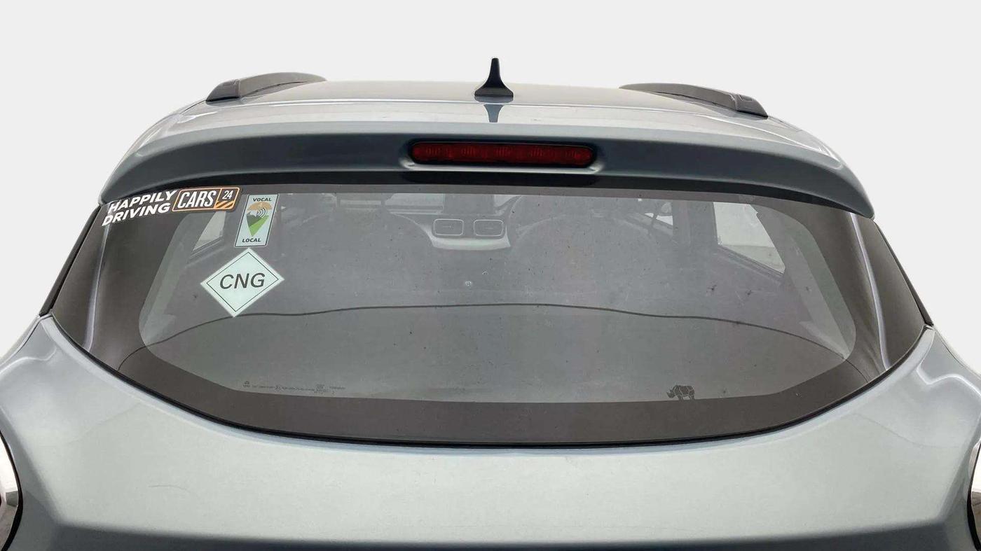 2024 Tata PUNCH ACCOMPLISHED DAZZLE SUNROOF CNG MT, CNG, Manual, 8,685 km, Rear Windshield