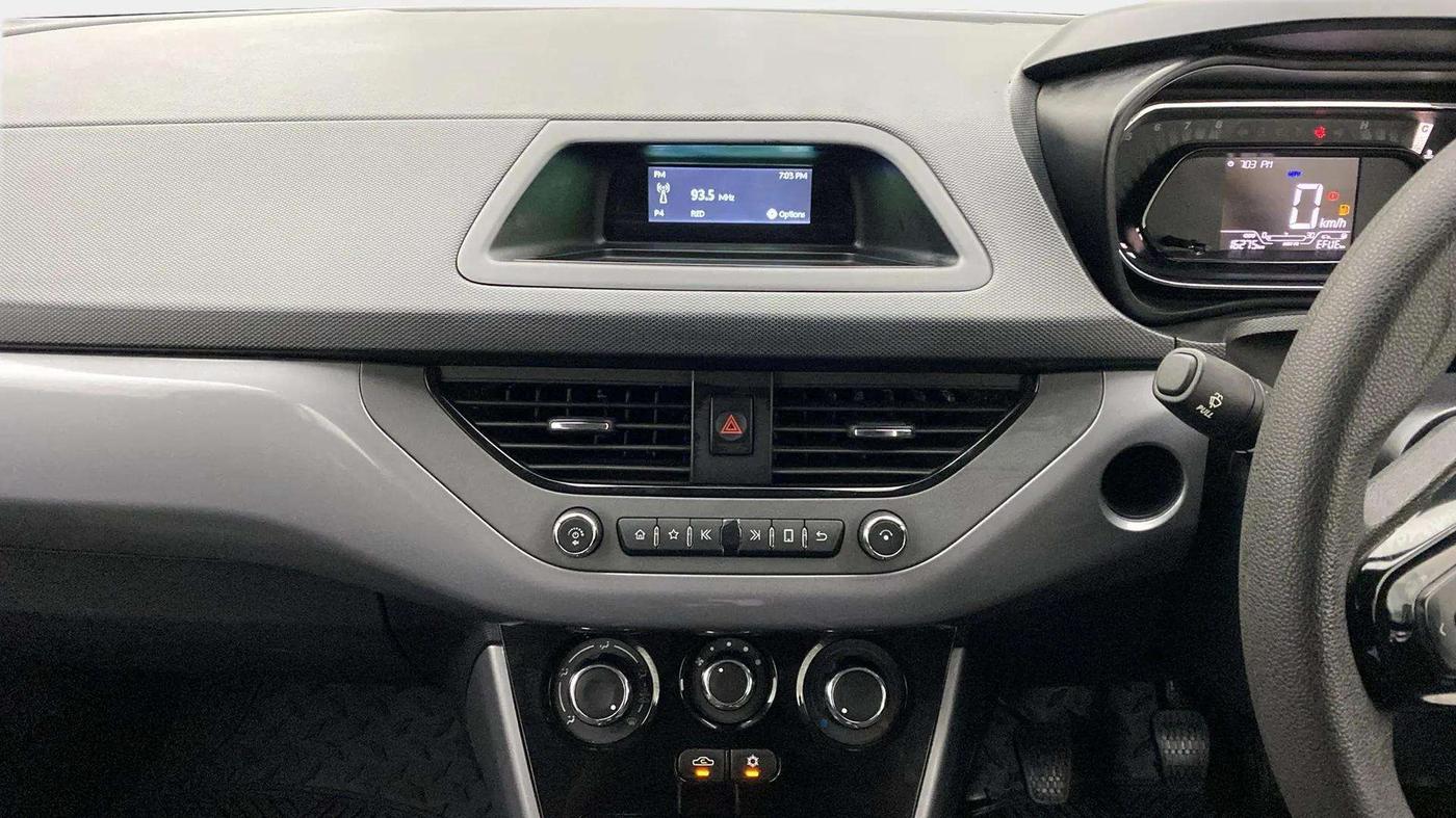 2021 Tata NEXON XM SUNROOF PETROL, Petrol, Manual, 16,355 km, Air Conditioner