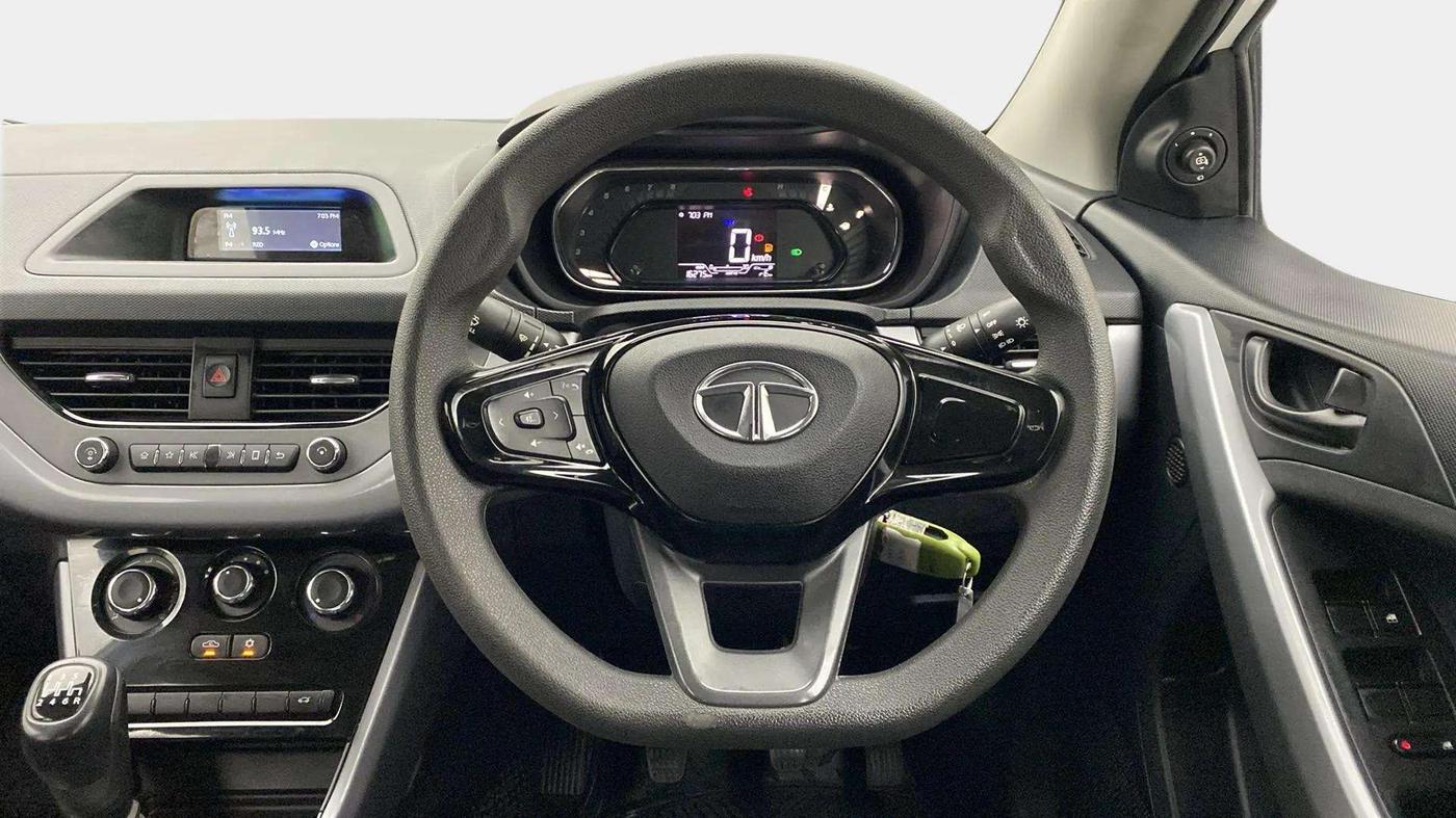 2021 Tata NEXON XM SUNROOF PETROL, Petrol, Manual, 16,355 km, Steering Wheel Close Up